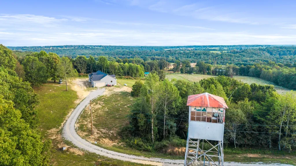 610 Summer City Firetower Road Pikeville TN 37367