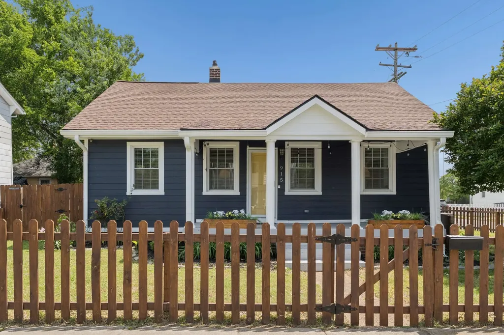 915 Elliston Street Old Hickory TN 37138