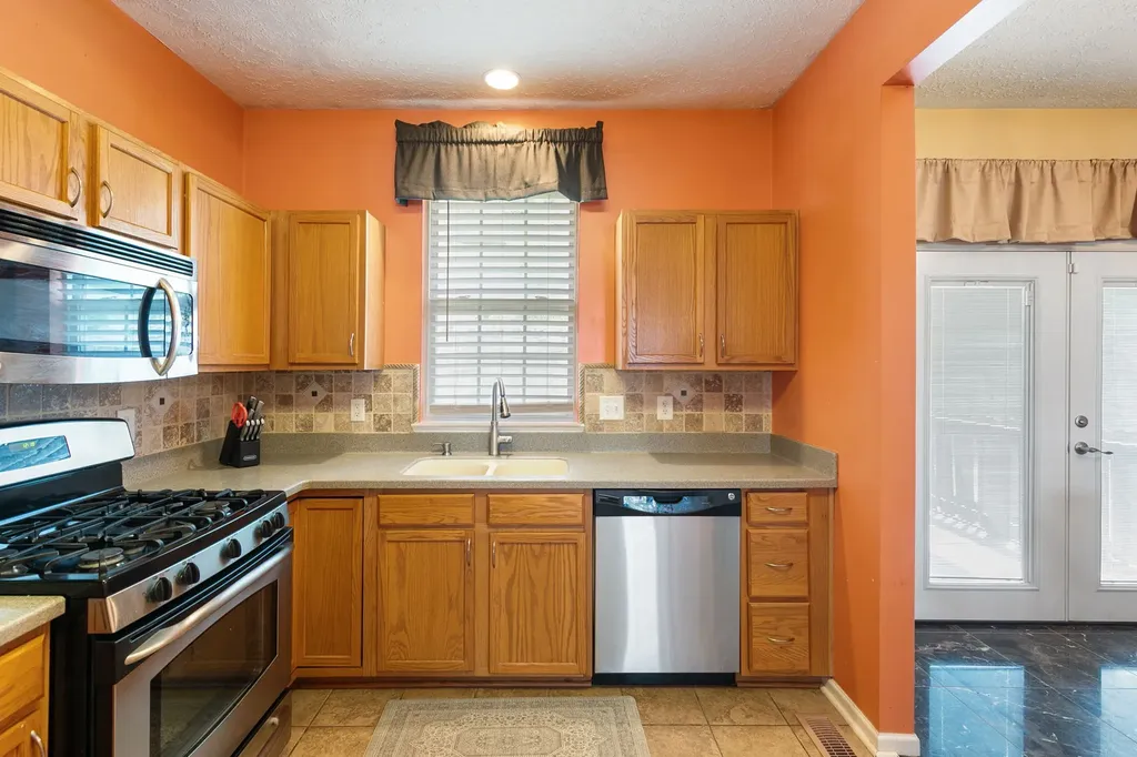 7277 Charlotte Pike Nashville TN 37209