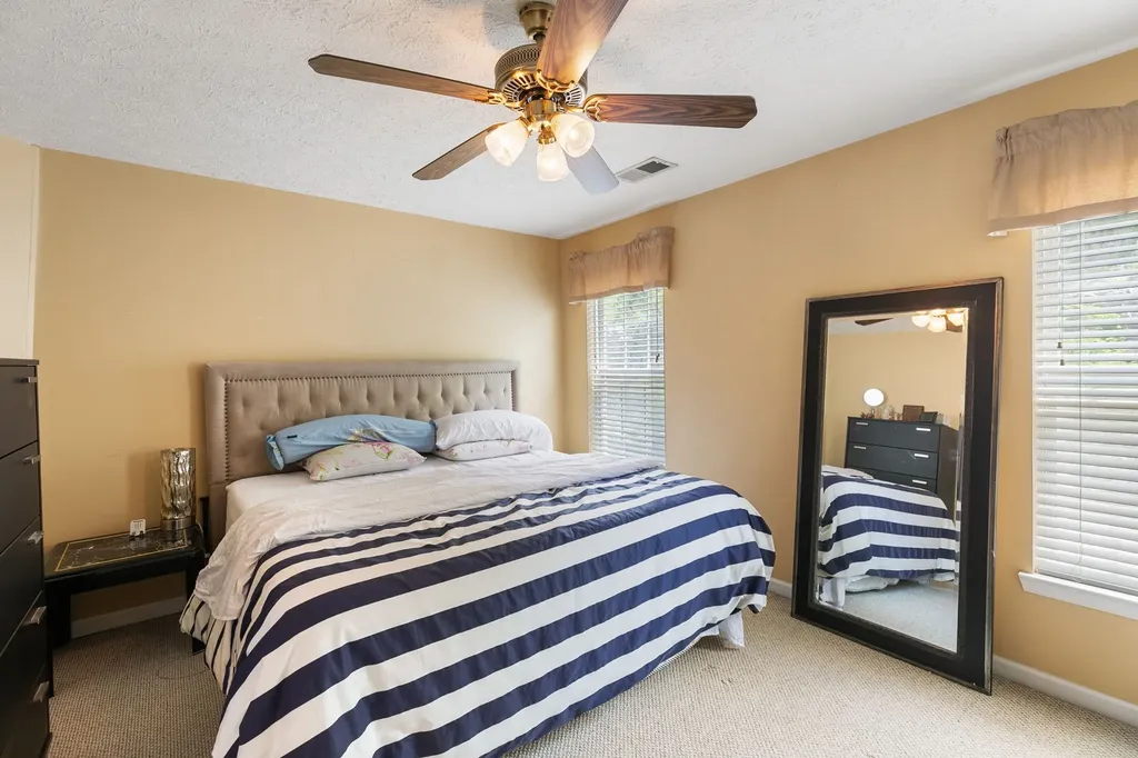 7277 Charlotte Pike Nashville TN 37209