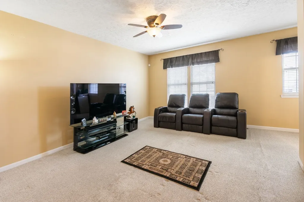 7277 Charlotte Pike Nashville TN 37209