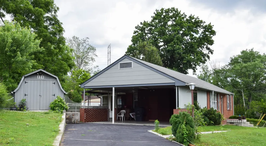 2932 Emery Drive Nashville TN 37214