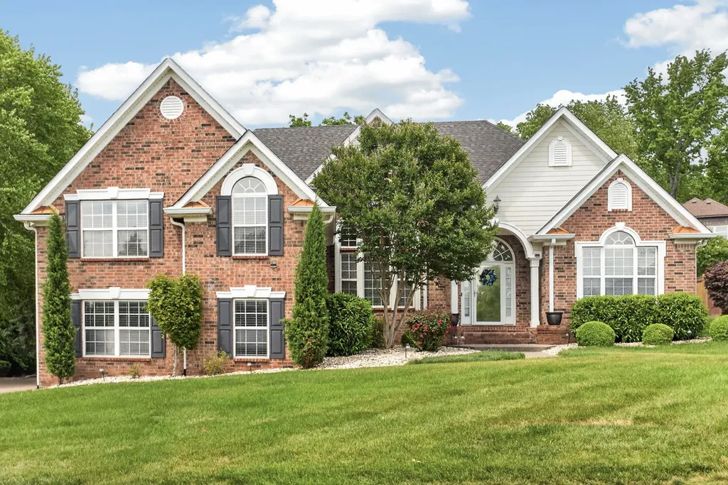 1027 Berkshire Boulevard Mount Juliet TN 37122
