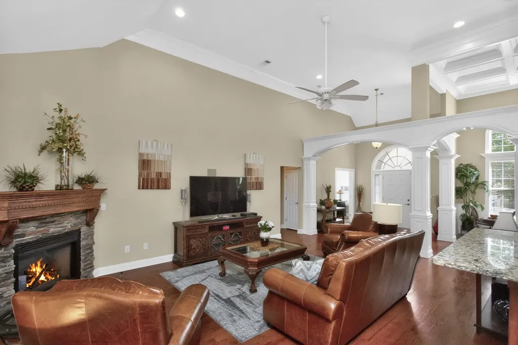 1027 Berkshire Boulevard Mount Juliet TN 37122