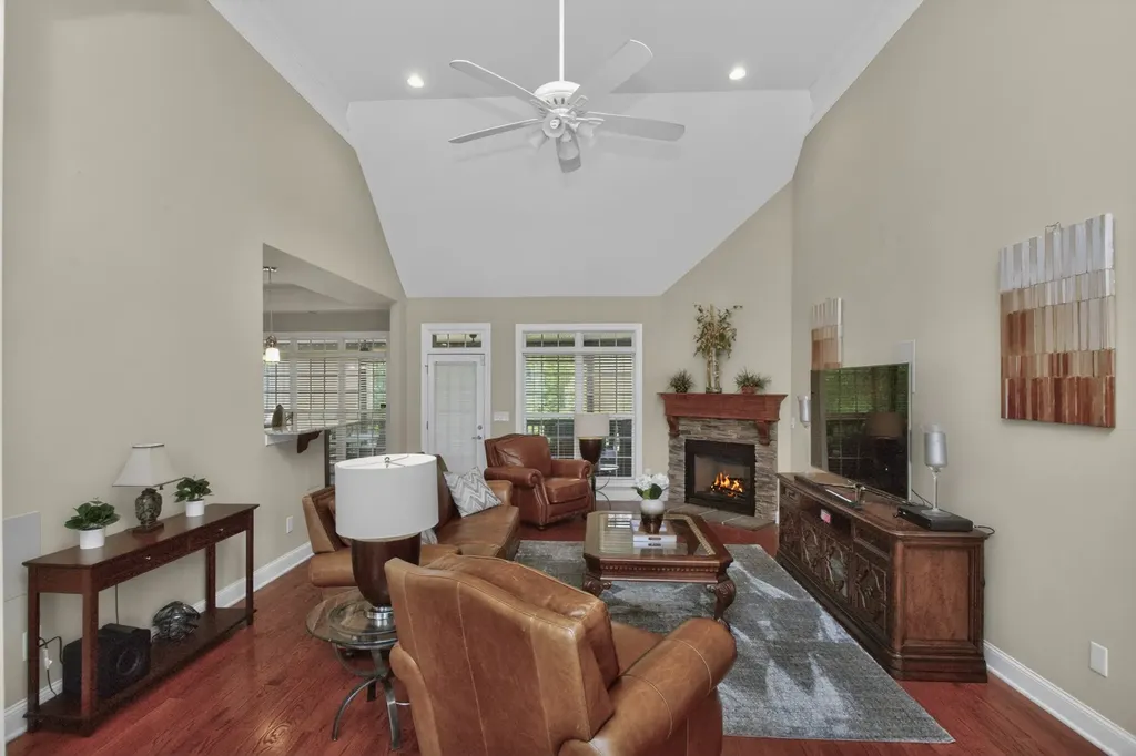 1027 Berkshire Boulevard Mount Juliet TN 37122