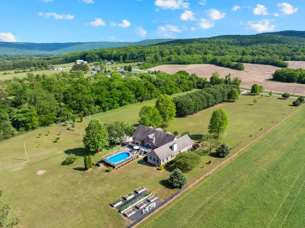 1485 Water Tank Road Winchester TN 37398