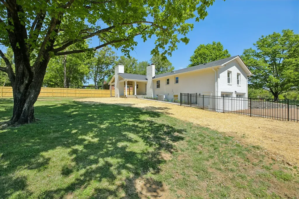 5157 Regent Drive Nashville TN 37220