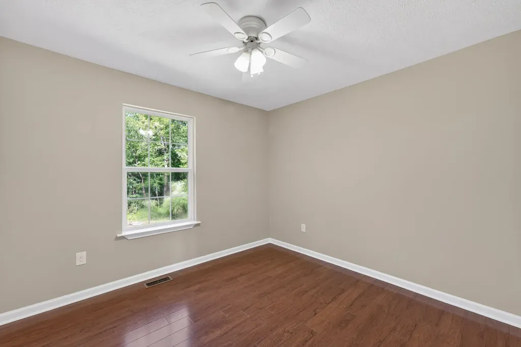 211 St Catherine Court Columbia TN 38401