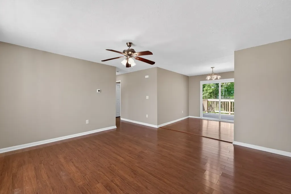 211 St Catherine Court Columbia TN 38401