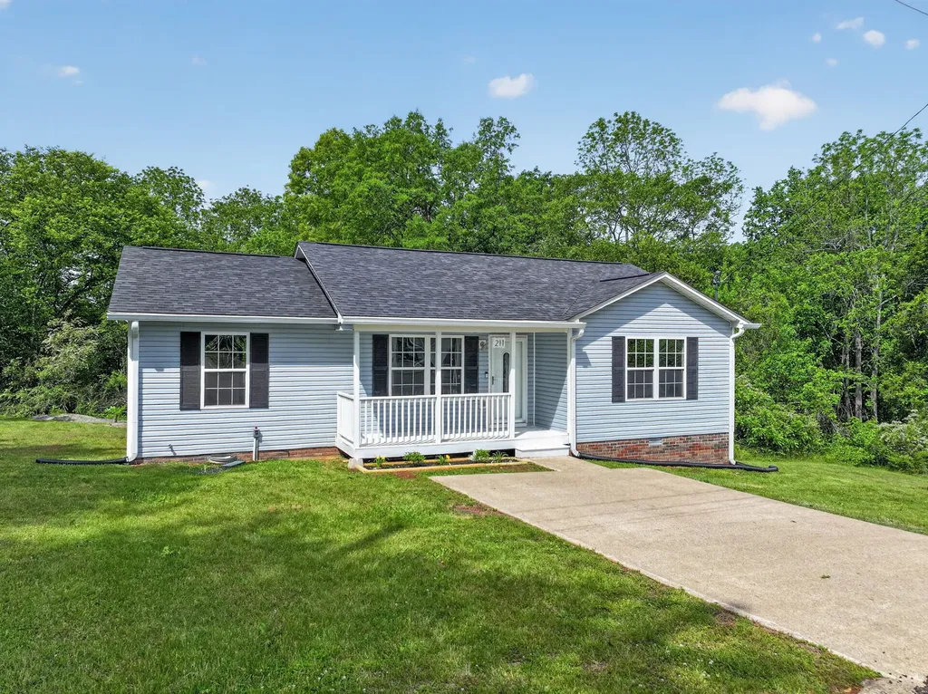 211 St Catherine Court Columbia TN 38401