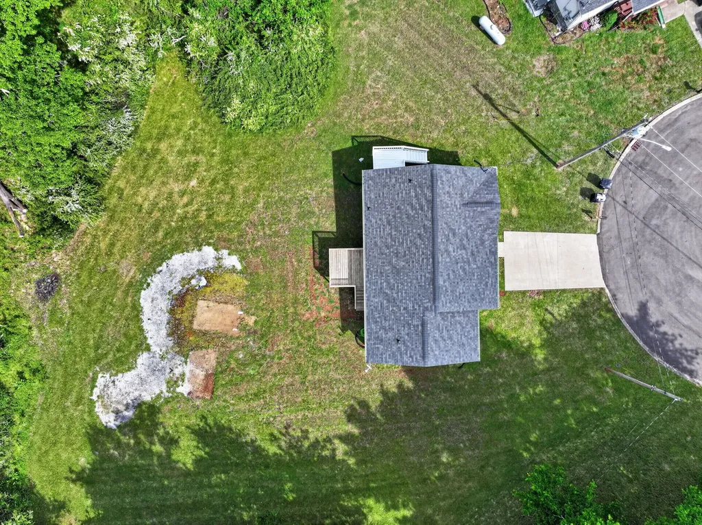 211 St Catherine Court Columbia TN 38401