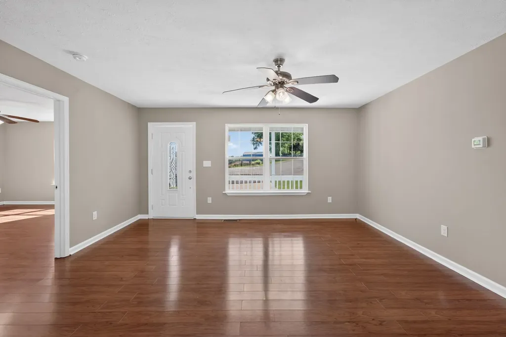 211 St Catherine Court Columbia TN 38401