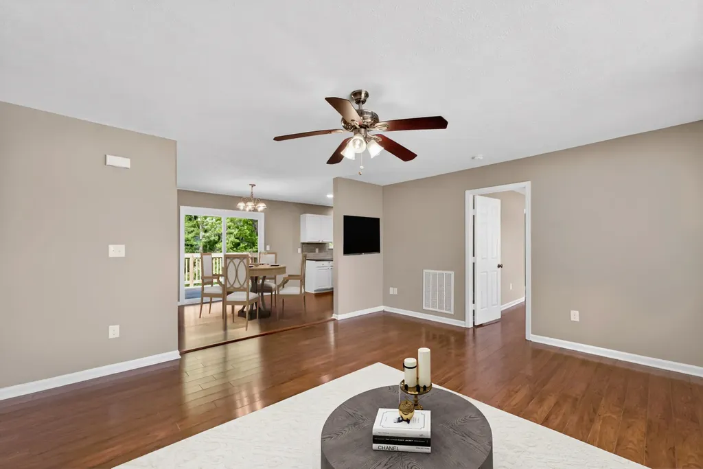211 St Catherine Court Columbia TN 38401