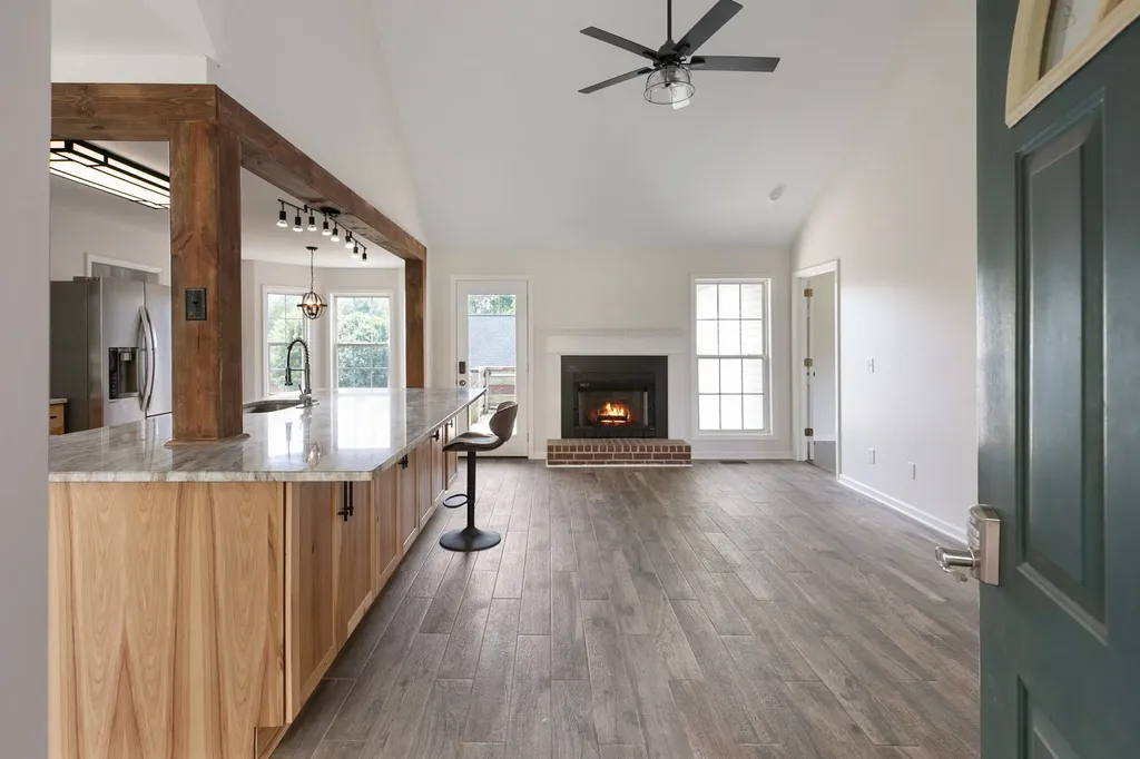 8001 Anna Court Greenbrier TN 37073