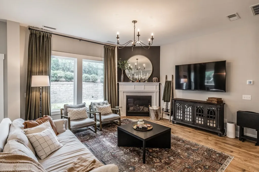 210 Woodhall Court White House TN 37188