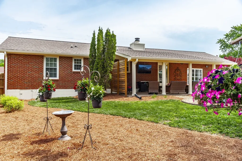 106 Yorkside Court Hendersonville TN 37075