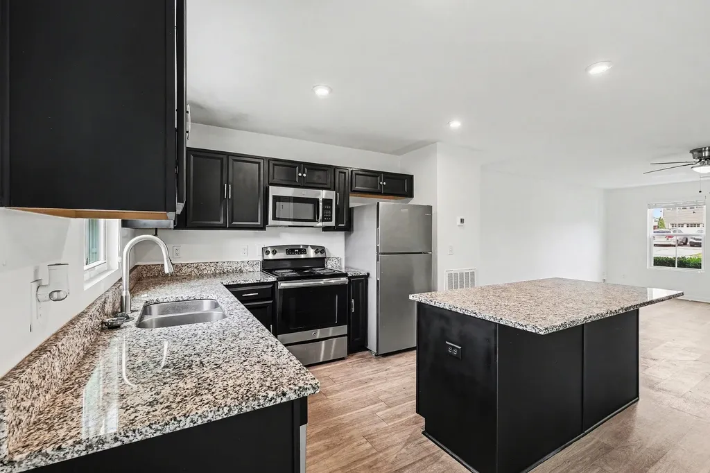 136 Moshe Yaalon Drive La Vergne TN 37086