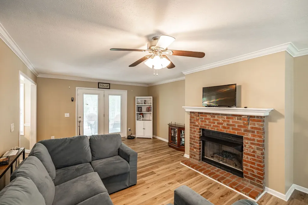 1235 Briarcliff Avenue Gallatin TN 37066