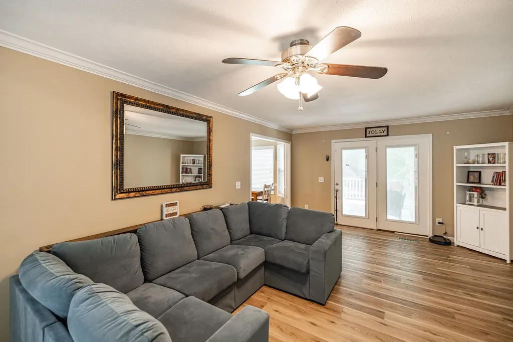 1235 Briarcliff Avenue Gallatin TN 37066