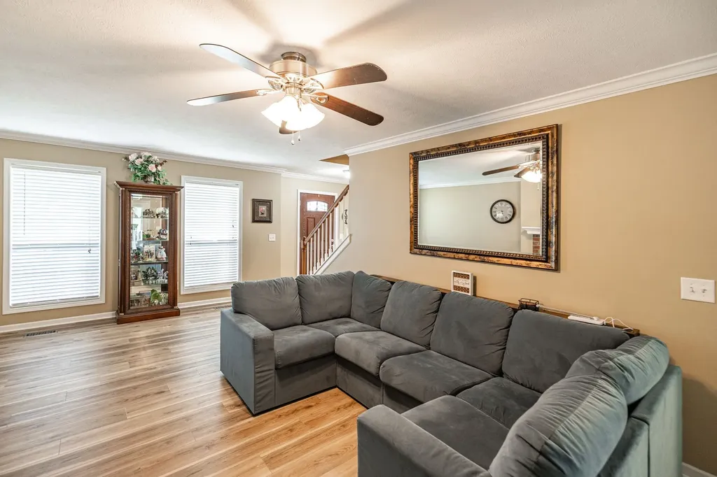 1235 Briarcliff Avenue Gallatin TN 37066