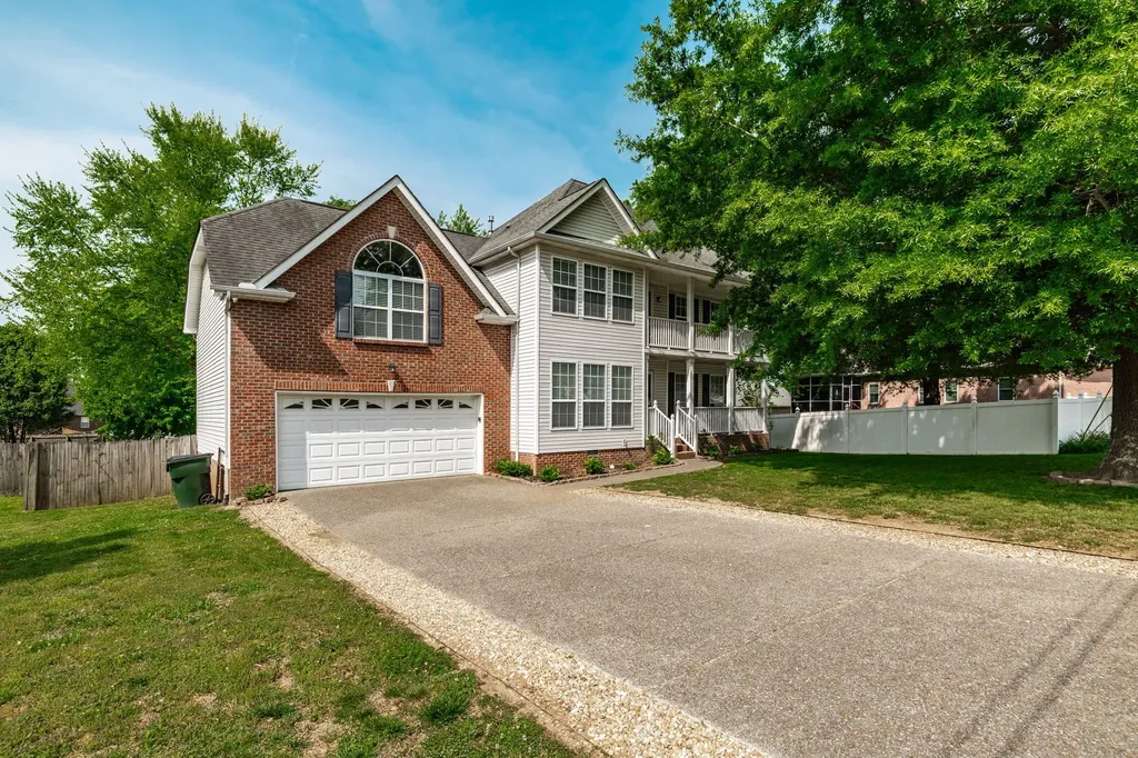 1235 Briarcliff Avenue Gallatin TN 37066