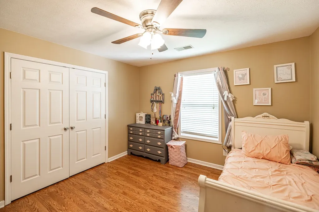 1235 Briarcliff Avenue Gallatin TN 37066