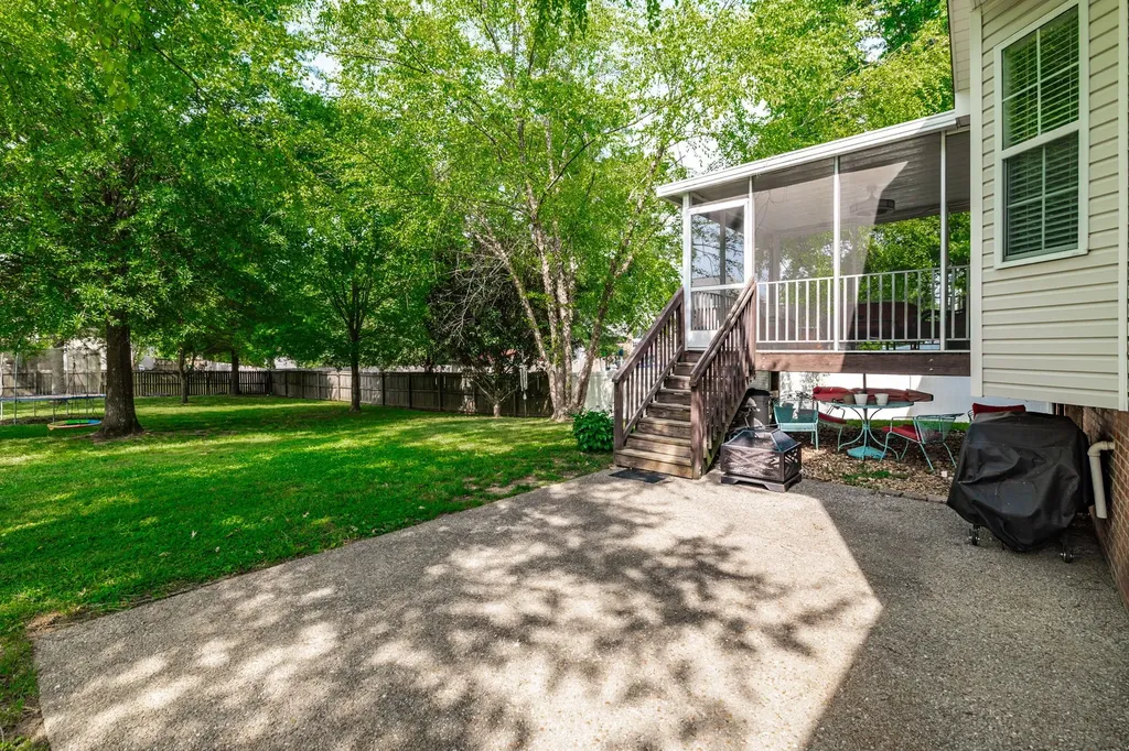 1235 Briarcliff Avenue Gallatin TN 37066