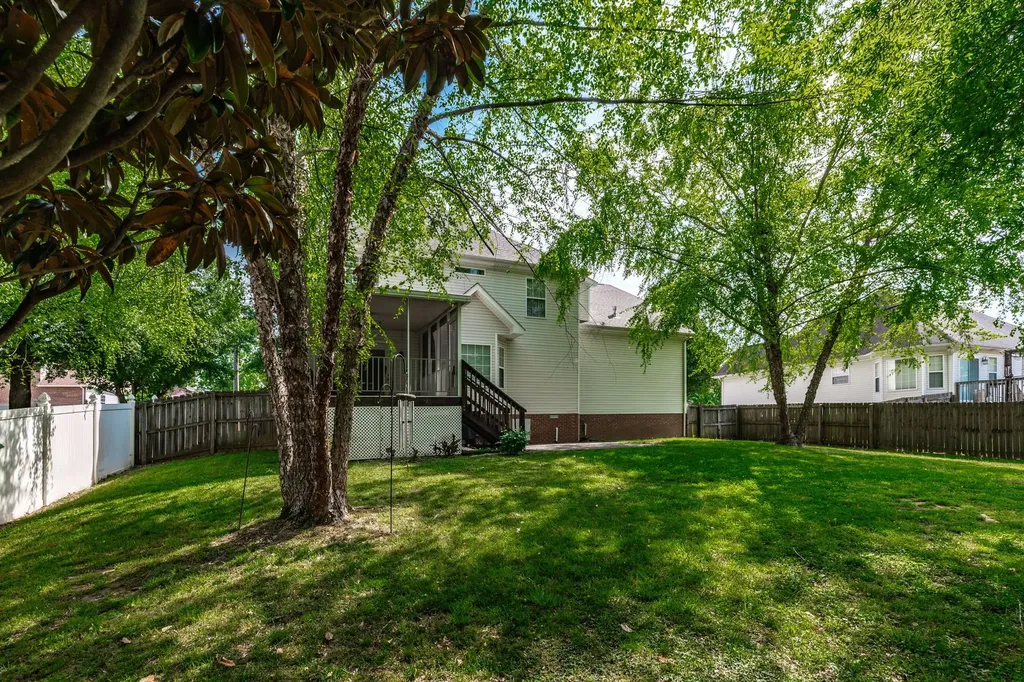 1235 Briarcliff Avenue Gallatin TN 37066