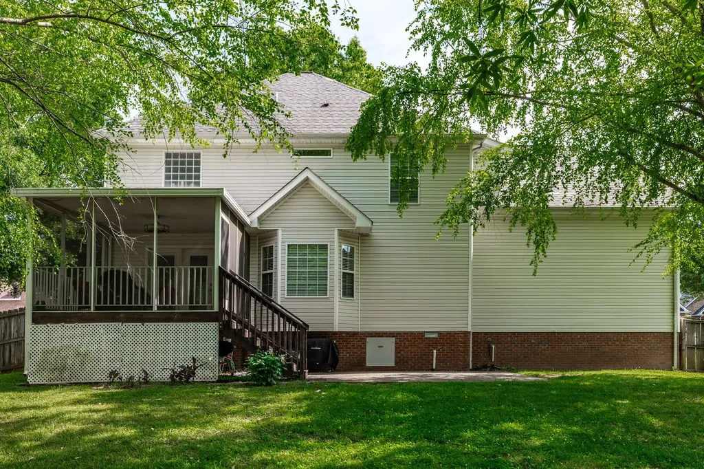 1235 Briarcliff Avenue Gallatin TN 37066