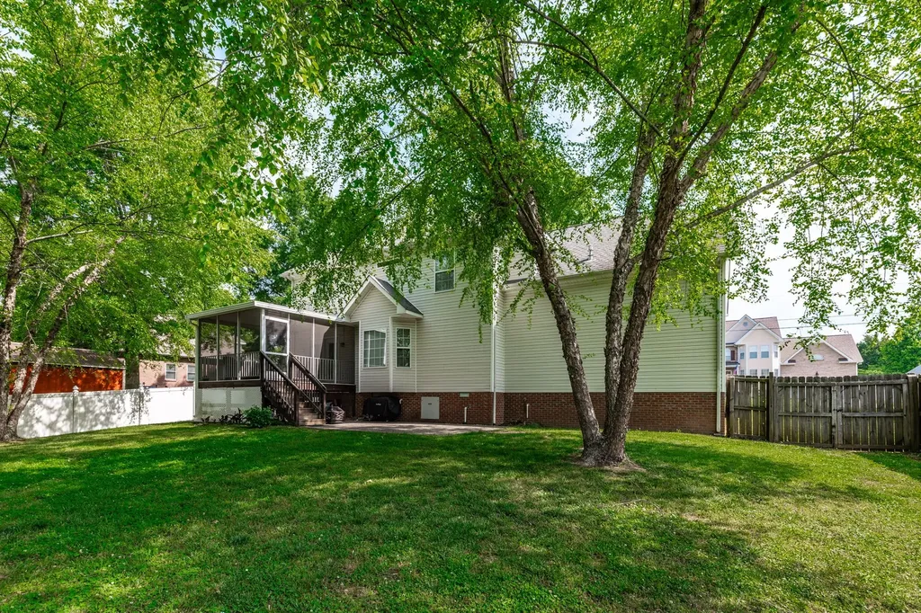 1235 Briarcliff Avenue Gallatin TN 37066