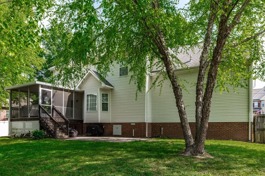 1235 Briarcliff Avenue Gallatin TN 37066