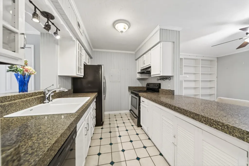 4001 Anderson Road Nashville TN 37217