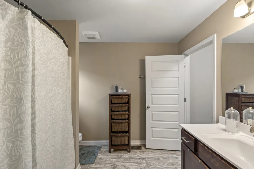 631 Berry Circle Springfield TN 37172