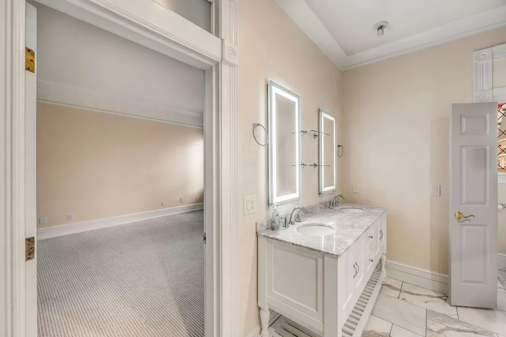3626 West End Avenue Nashville TN 37205