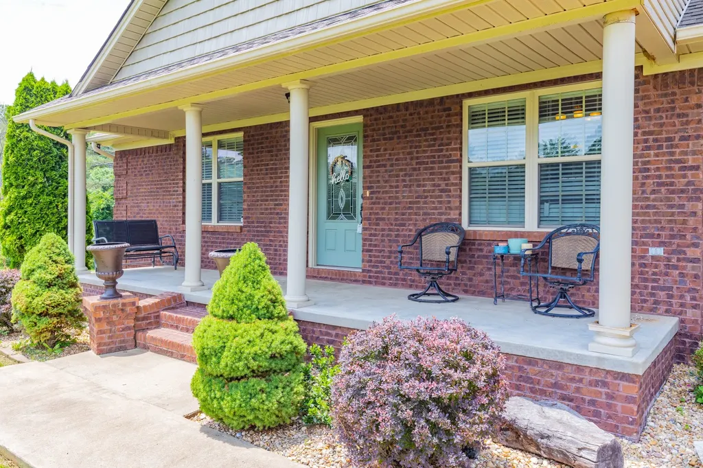 234 Glenn Springs Road Lawrenceburg TN 38464