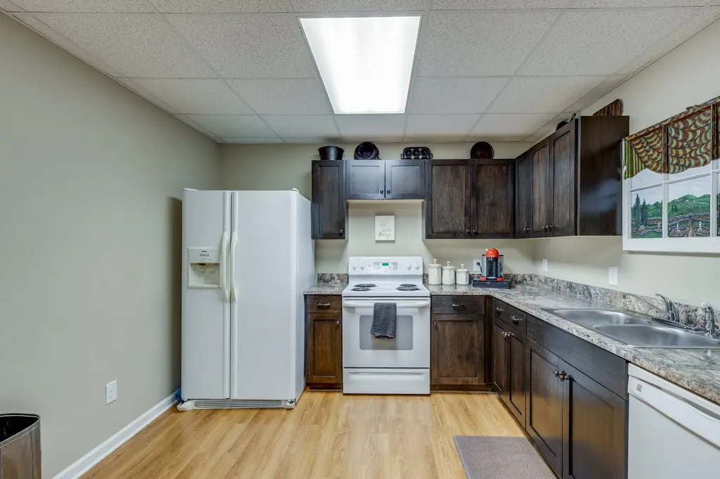 234 Glenn Springs Road Lawrenceburg TN 38464