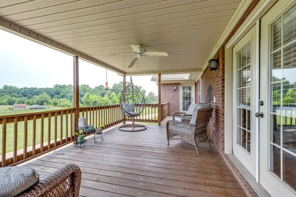 234 Glenn Springs Road Lawrenceburg TN 38464
