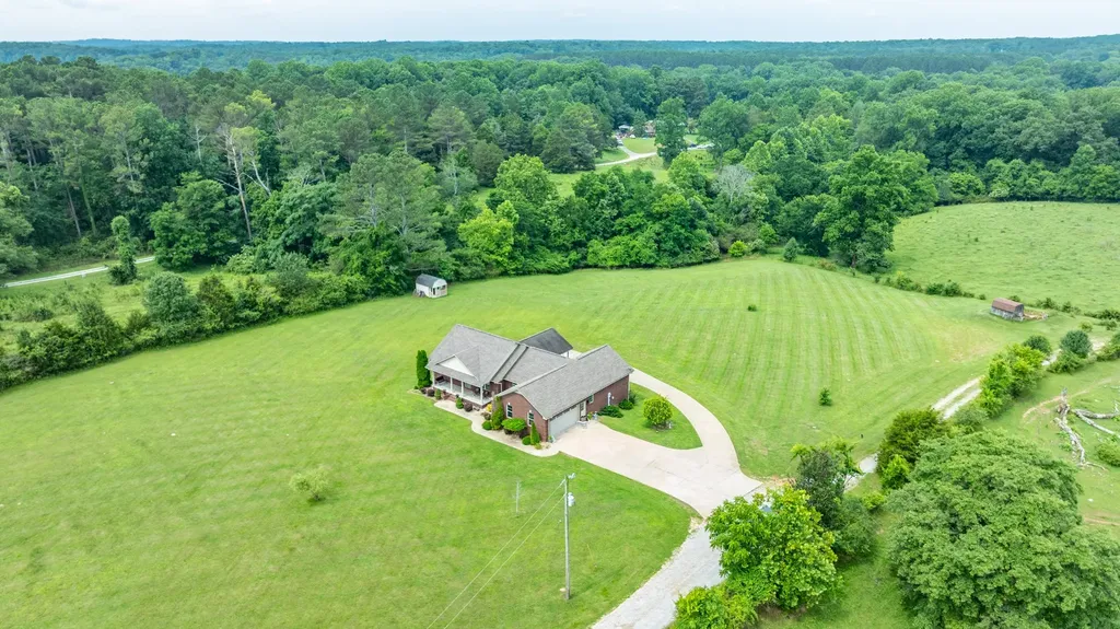 234 Glenn Springs Road Lawrenceburg TN 38464