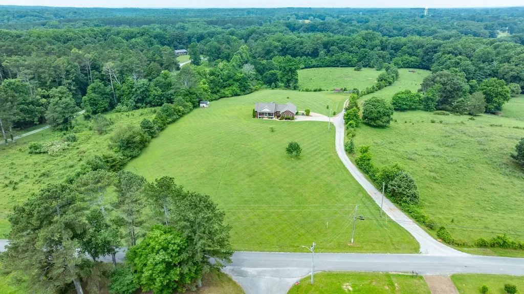 234 Glenn Springs Road Lawrenceburg TN 38464
