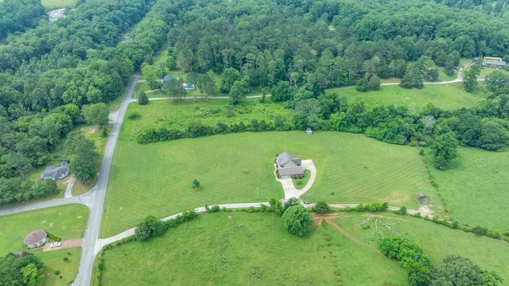 234 Glenn Springs Road Lawrenceburg TN 38464
