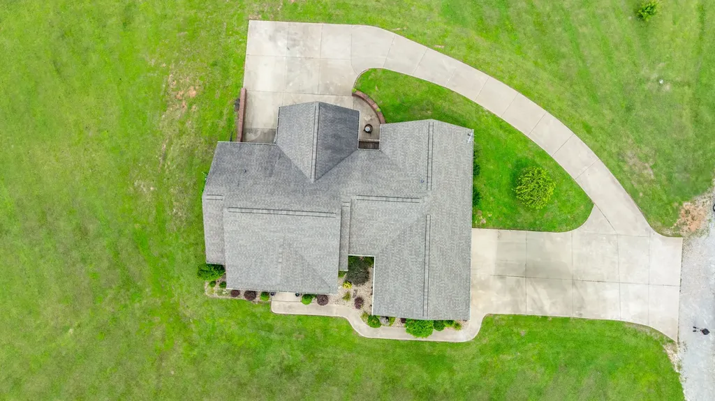 234 Glenn Springs Road Lawrenceburg TN 38464