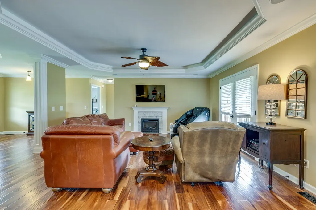 234 Glenn Springs Road Lawrenceburg TN 38464