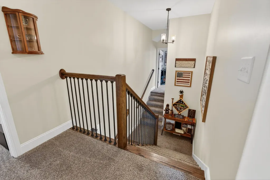 1305 Apple Blossom Road Clarksville TN 37042