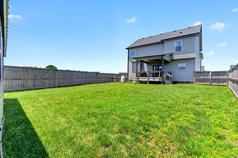 1305 Apple Blossom Road Clarksville TN 37042