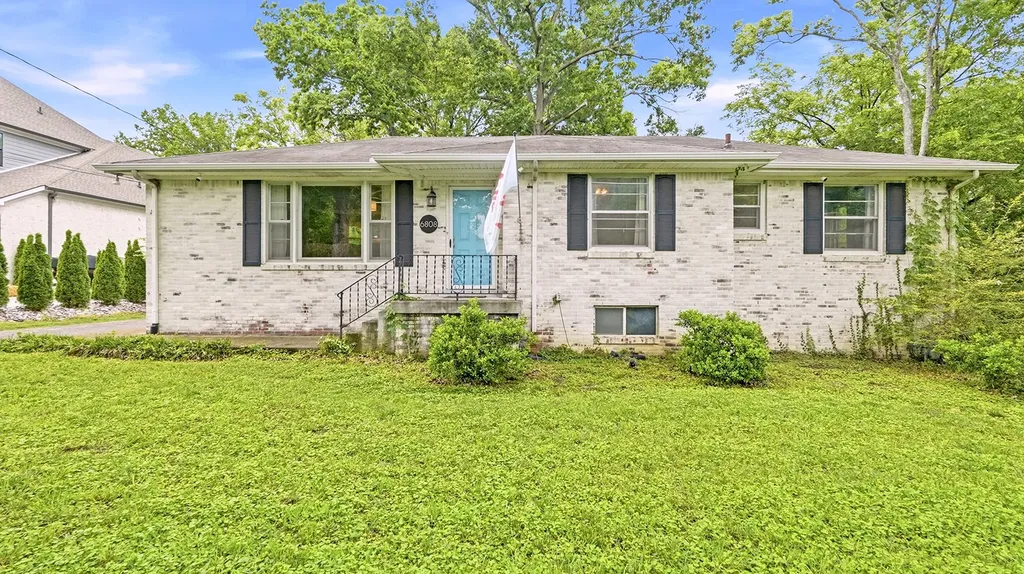 6808 Fleetwood Drive Nashville TN 37205