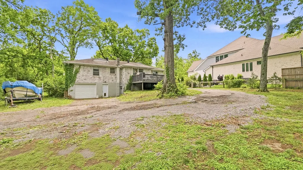 6808 Fleetwood Drive Nashville TN 37205