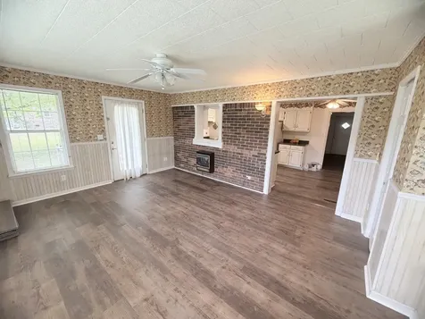 360 General Forrest Drive Bruceton TN 38317