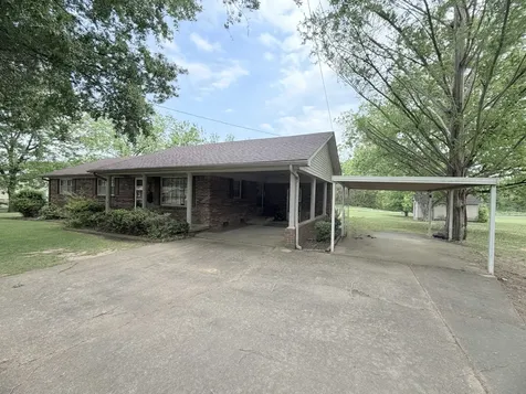 360 General Forrest Drive Bruceton TN 38317