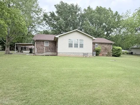360 General Forrest Drive Bruceton TN 38317