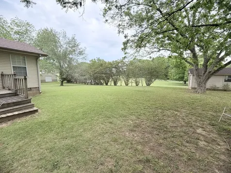 360 General Forrest Drive Bruceton TN 38317